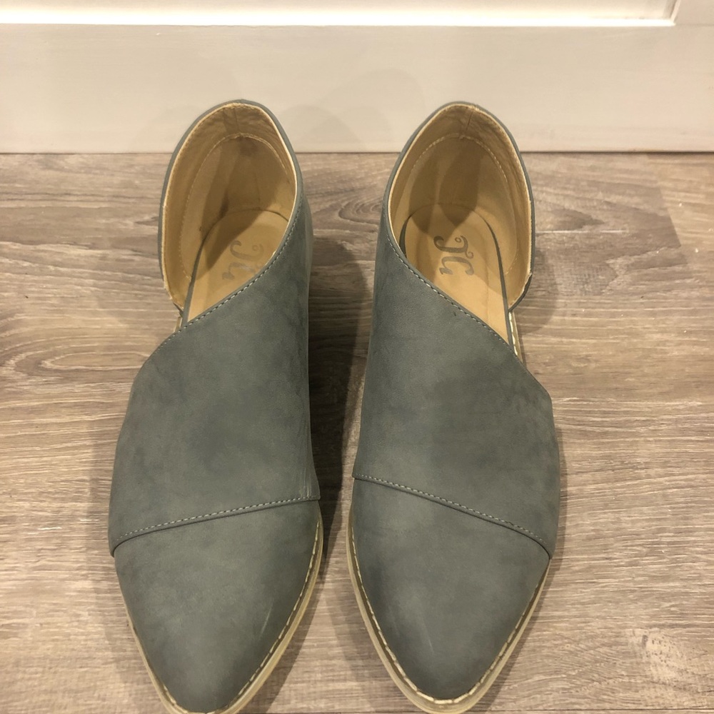 JG brand loafers .  Size 9.  Color is gray.